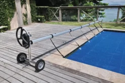 KOKIDO Presto Oprolsysteem 600 (in Breedte Verstelbaar) -Intex || KOKIDO || Bestway Verkoop kokido oprolsysteem zomerafdekking presto in breedte verstelbaar